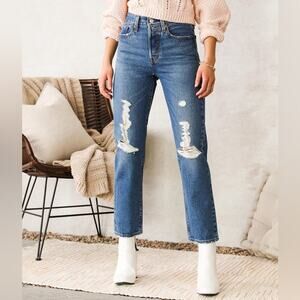 Levi’s Wedgie Straight Jean in Distressed Oxnard Drive Size W28 L28